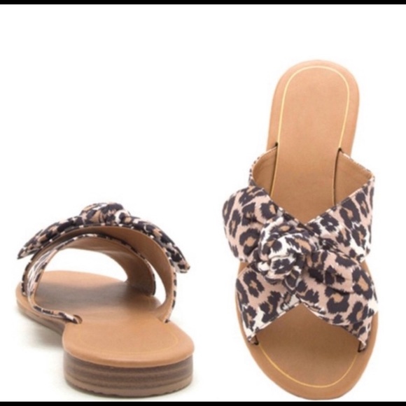 COPY - BEAT THE HEAT COOL & AIRY LEOPARD FABRIC S… - Picture 1 of 1